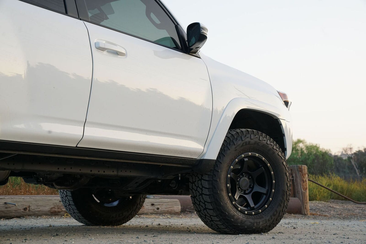 Relations Race Wheels RR2-V 17x8.5 (6x5.5 I 6x139.7) Toyota Tacoma/4Runner