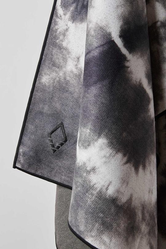 Nomadix Travel Towel - Overland Outfitters - Vancouver, BC