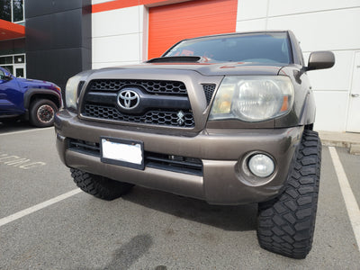 Universal Logo Grill Emblem