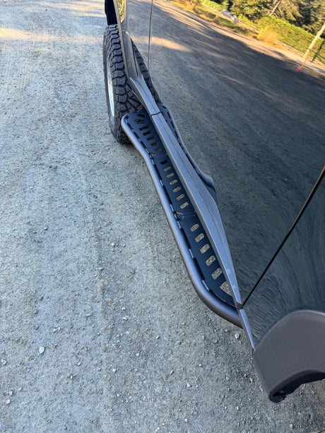 Greenlane 2022+ Land Cruiser Aluminum Sliders with Rear Kick Out