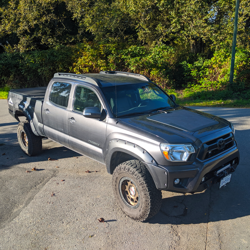 Cascadia 4x4 VSS System - 90 Watt Hood Solar Panel (Various Fitment)