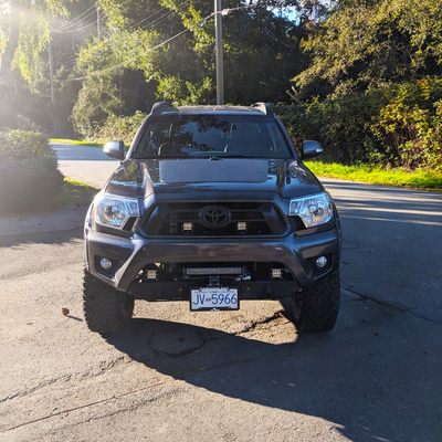 Cascadia 4x4 VSS System - 90 Watt Hood Solar Panel (Various Fitment)