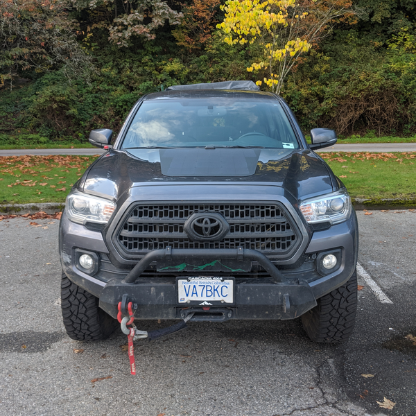 Cascadia 4x4 VSS System - 85 Watt Hood Solar Panel (Various Fitment)