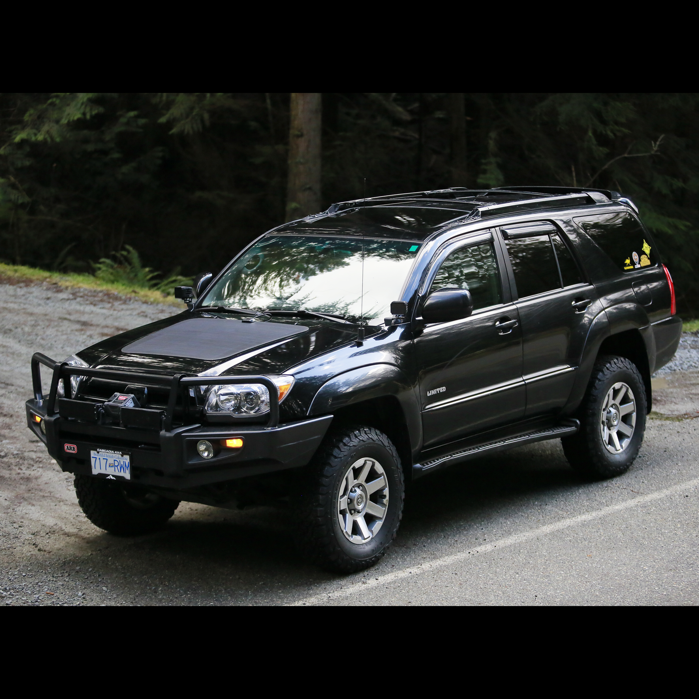 Cascadia 4x4 VSS System - 90 Watt Hood Solar Panel (Various Fitment)