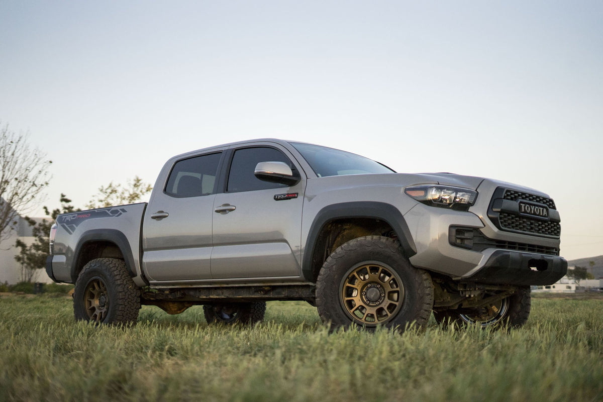 Relations Race Wheels RR5-S 17x8.5 (6x5.5 I 6x139.7) Toyota Tacoma/4Runner