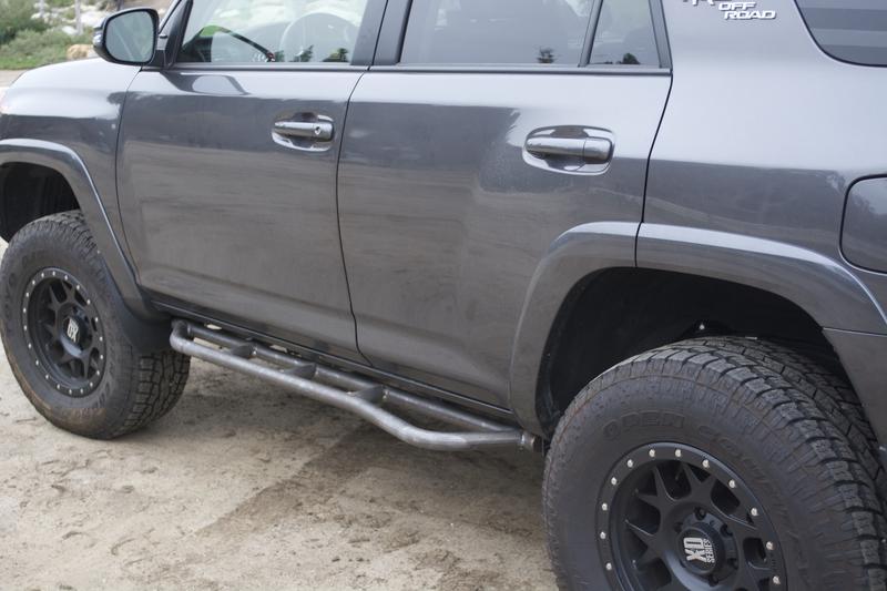 Cali Raised 2010+ 4runner 0 Degree Step Rock Sliders