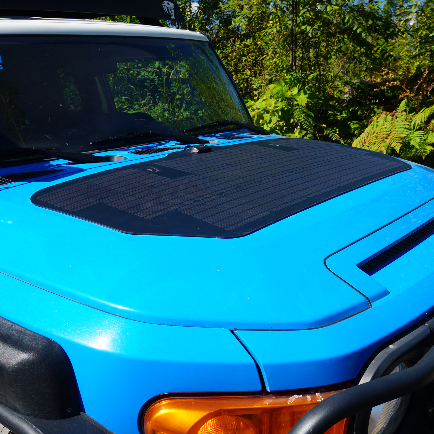 Cascadia 4x4 Toyota FJ Cruiser VSS System - 100 Watt Hood Solar Panel