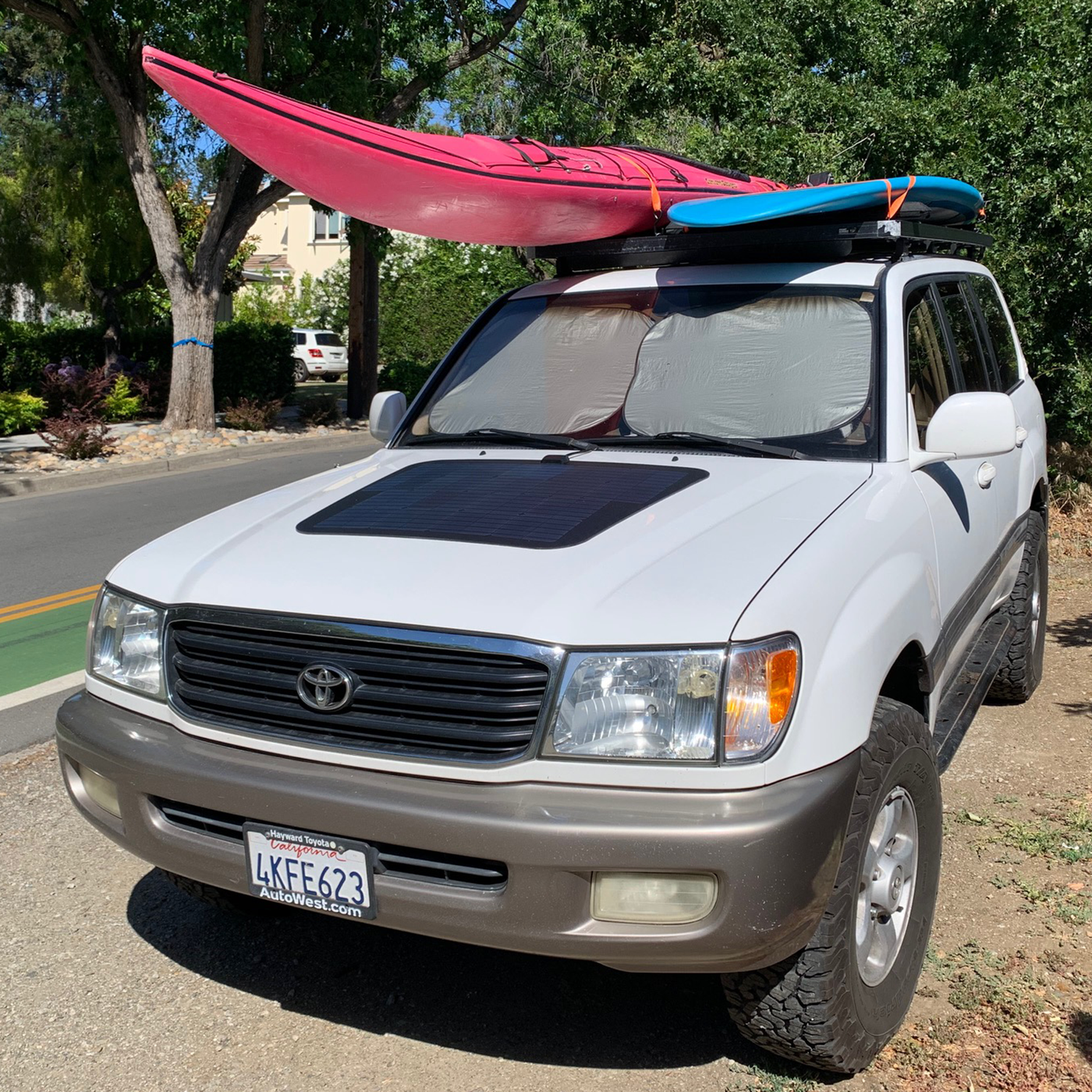 Cascadia 4x4 VSS System - 90 Watt Hood Solar Panel (Various Fitment)