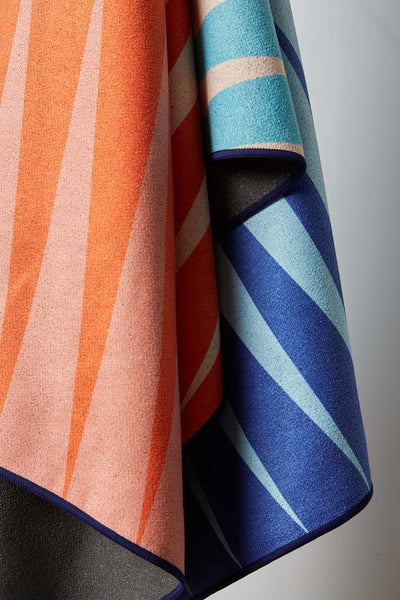 Nomadix Travel Towel - Overland Outfitters - Vancouver, BC